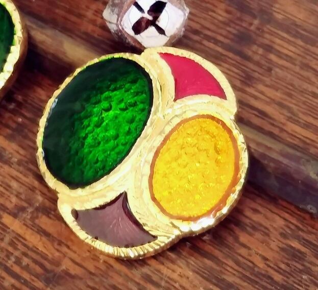 【SALE】カラフルビンテージボタンのピアスorイヤリング