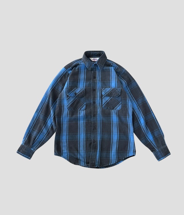 -DAKOTA- Vintage 80s S Heavy Flannel Shirt