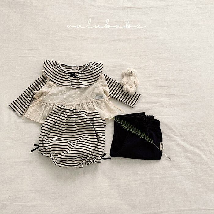 B552【即納】rile wings cape