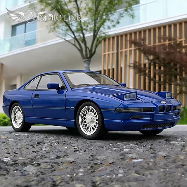 BMW 850CSi E31 8シリーズ 1/24 ミニカー 全3色 ライト点灯 エンジンサウンド 合金モデル 模型 ジオラマ