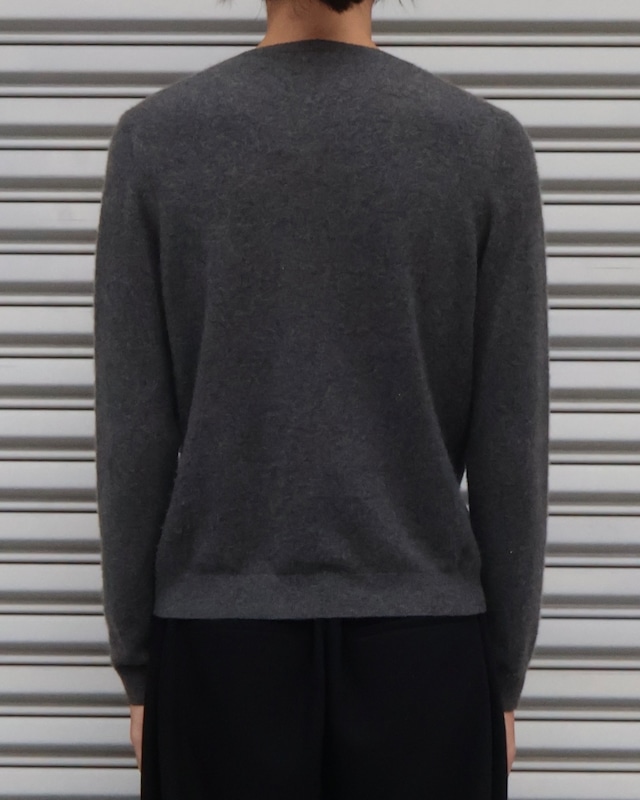 round-neck cashmere knit