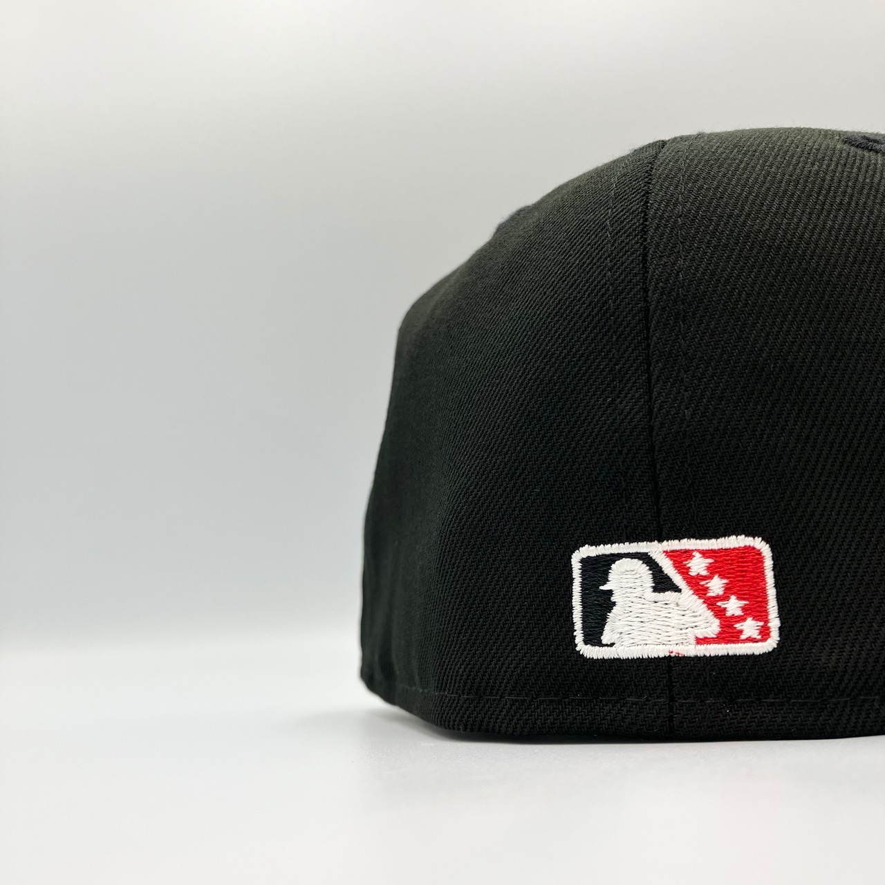 【NEW ERA 59FIFTY/5950】MiLB ウースター・レッドソックス ブラック スカーレット