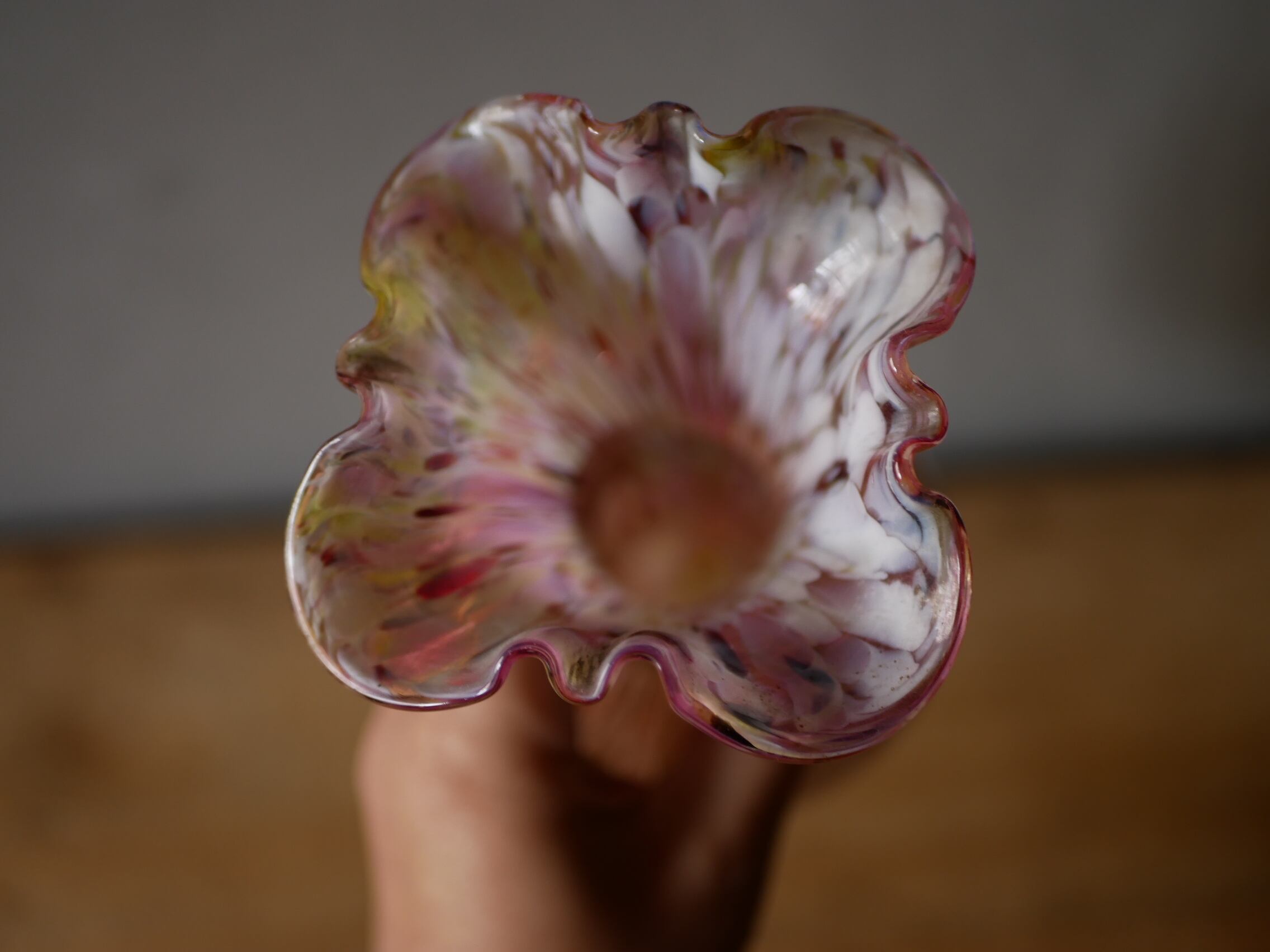 クリシー オパリンガラス フラワーベース フランスヴィンテージ