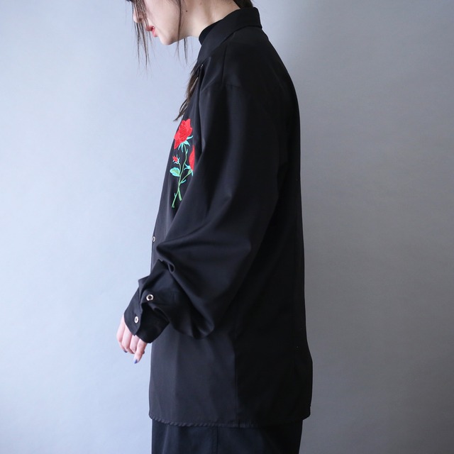 "刺繍×薔薇" one point design loose silhouette black mode shirt