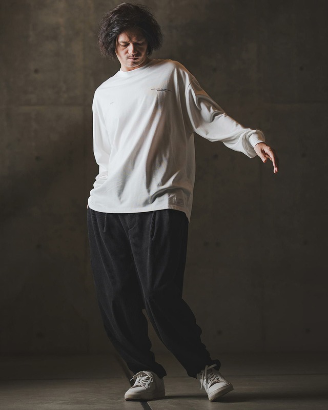 【GLIMCLAP】ボックスシルエット ロゴプリント ロンT　(19-027-gls-cf)