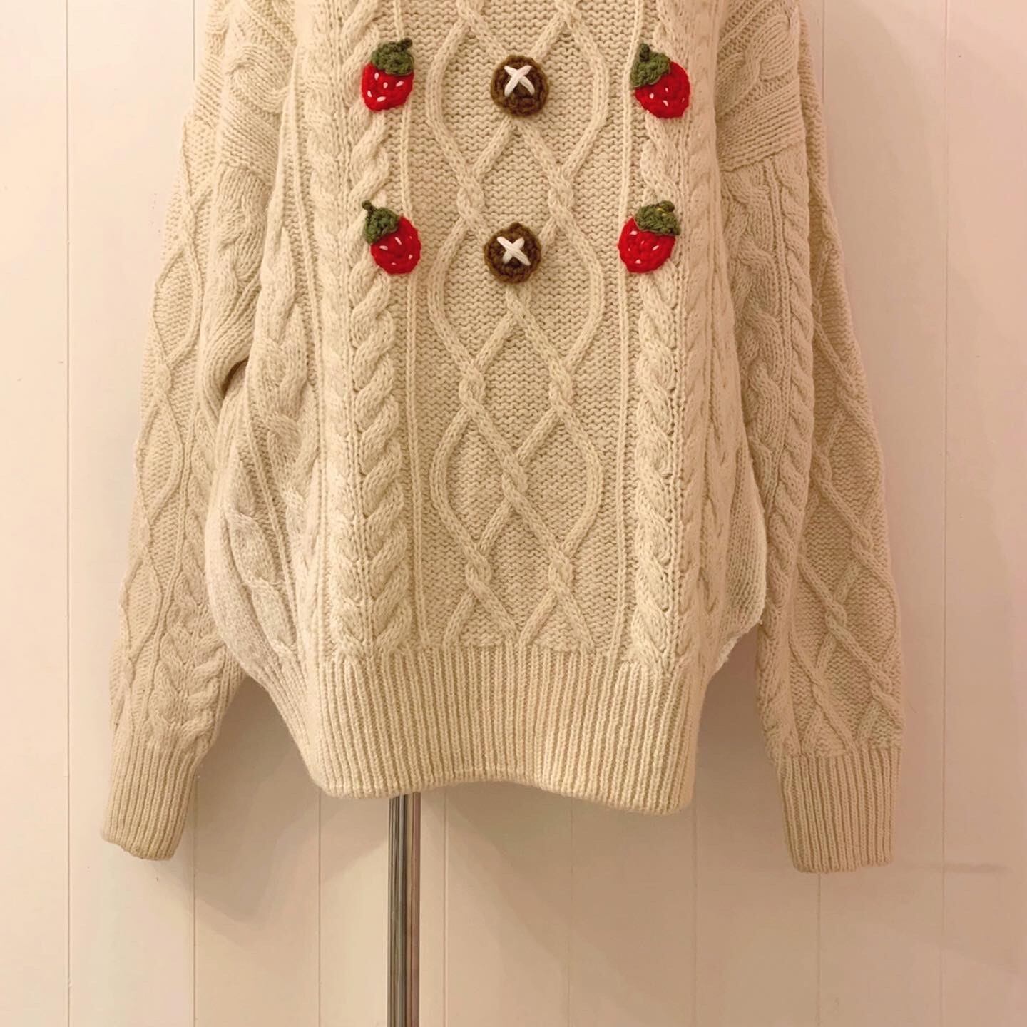 remake : strawberry cake aran sweater