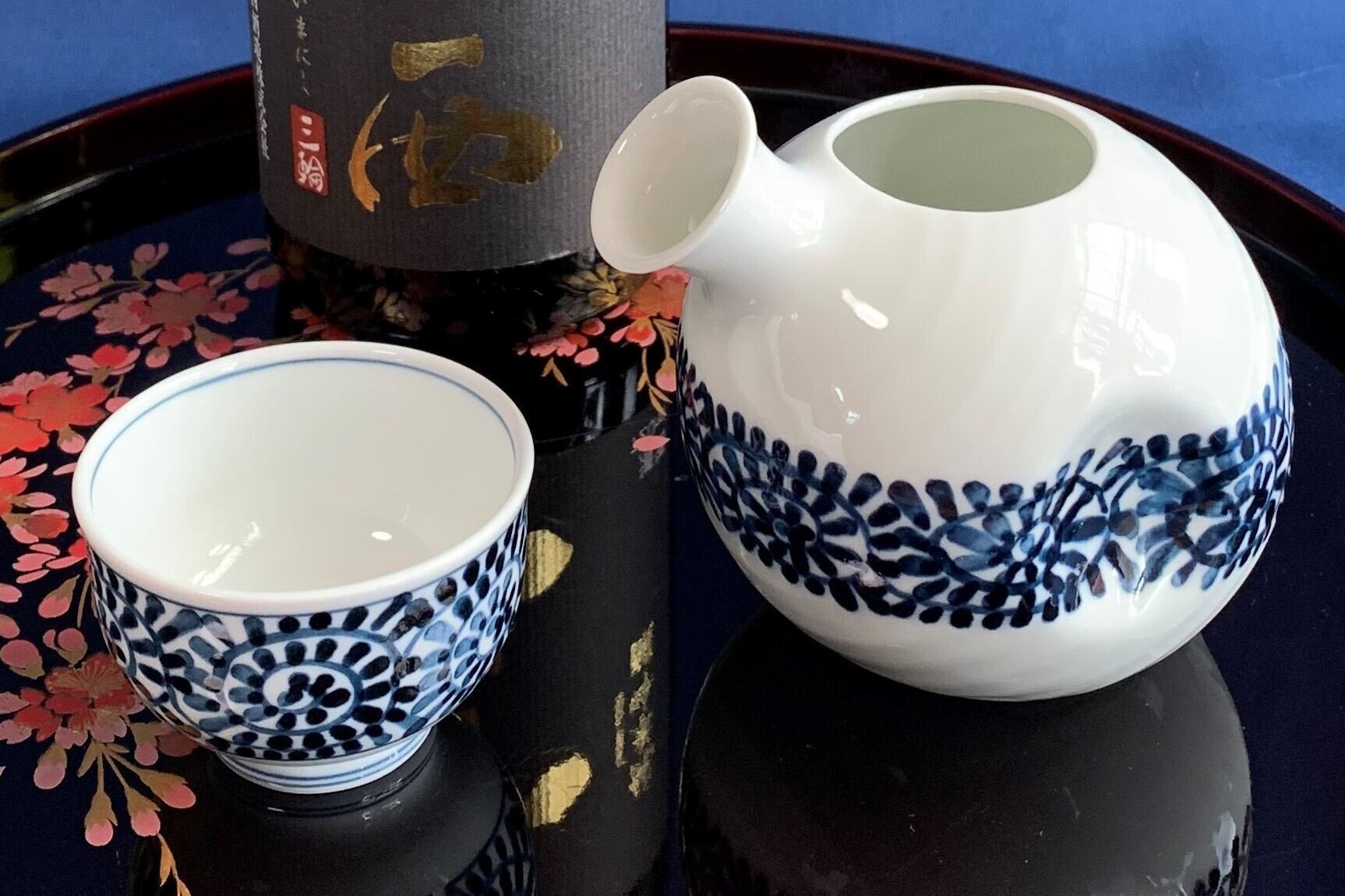 傾斜徳利&ぐい吞2個セット 帯蛸唐草