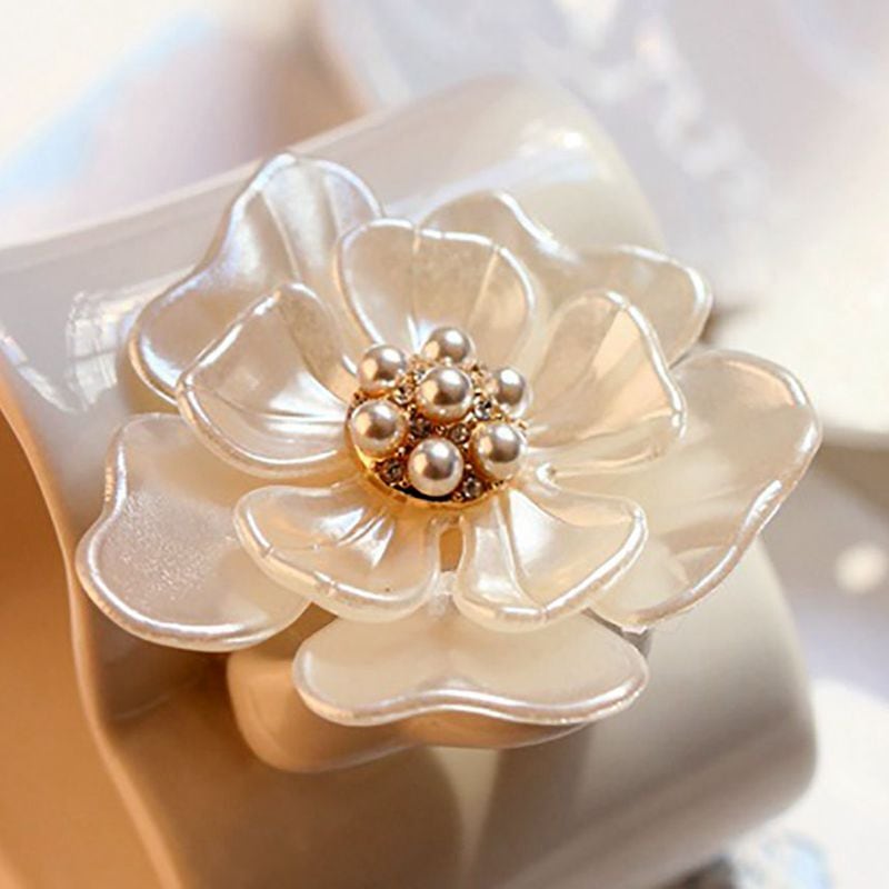 本鼈甲 ブローチ 花 本べっ甲 花 ブローチ 縦55×横55ミリ (のし等ギフト対応無料）オニキス