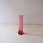 スラリとビビッドなピンクのフラワーベース