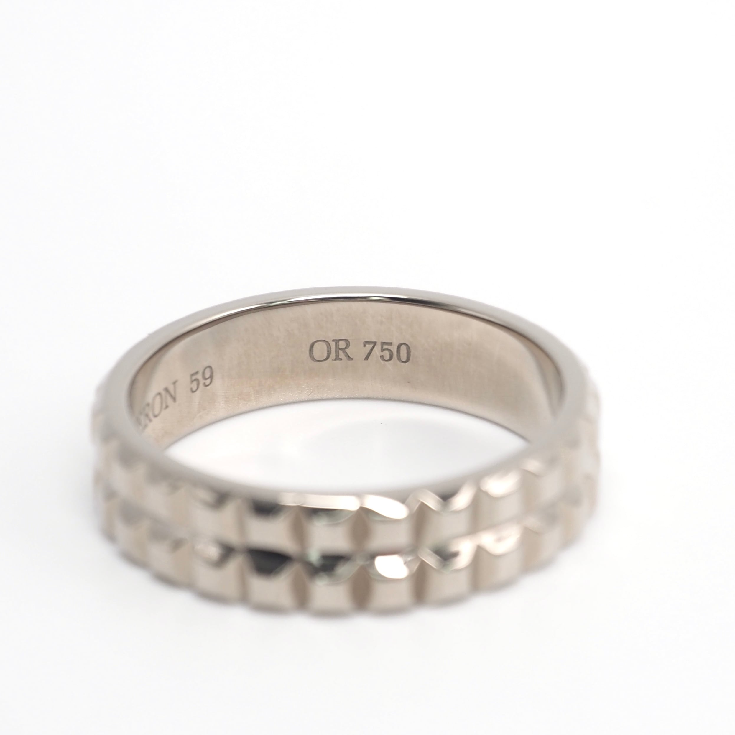 BOUCHERON 約19号 キャトルクルドパリ ポワントドディアマン 2ロウ