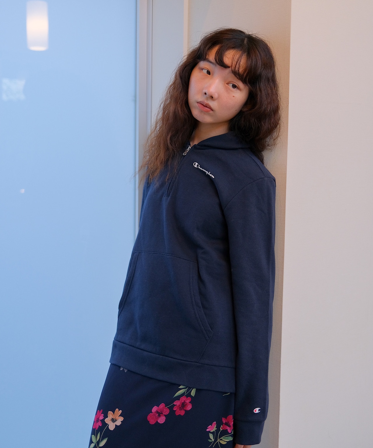 "Champion"fooded sweatshirt