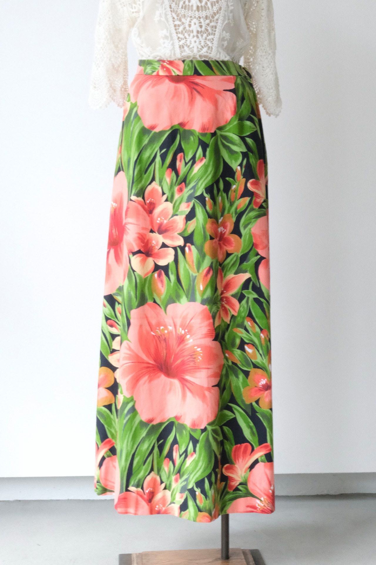 Tropical floral maxi skirt