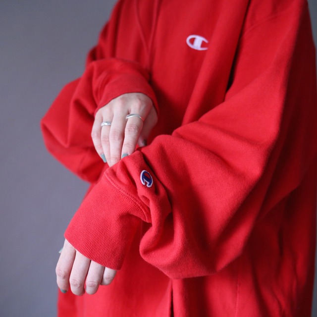 "Champion" red color silhouette reverse wave sweat parka