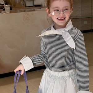 春ネッカチーフ付きトップスORスカート