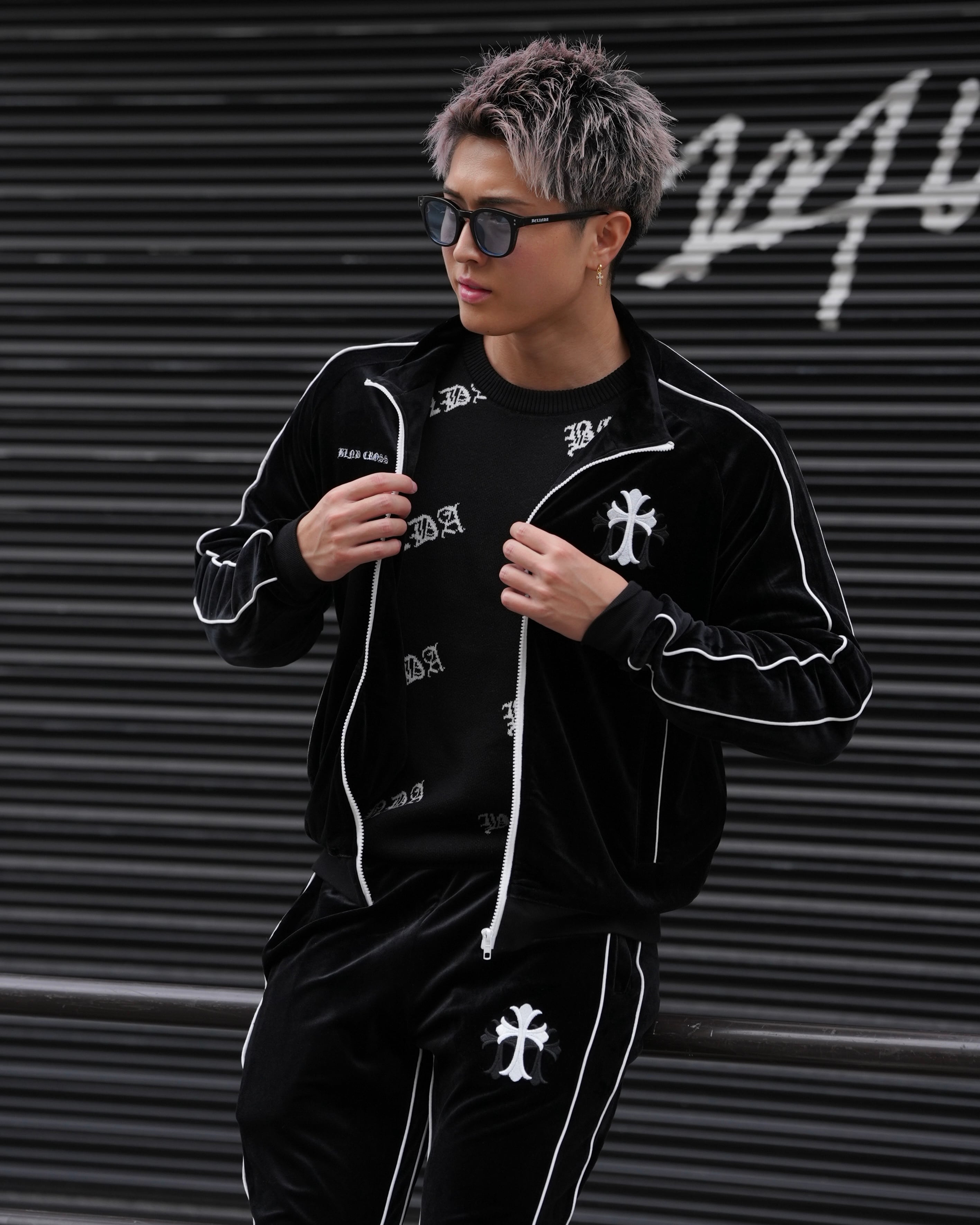 CROSS ZIP SWEAT JACKET BLACK【BB25017】 | BELINDA OFFICIAL