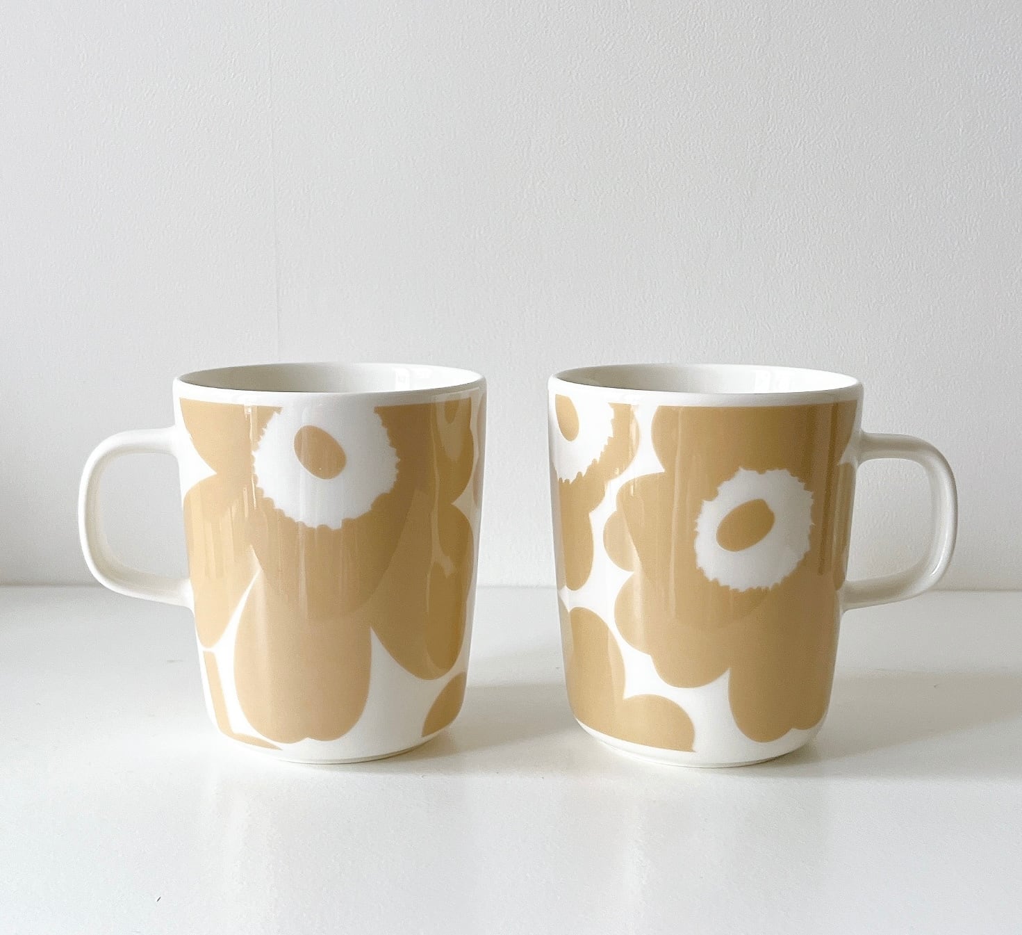 【marimekko】マリメッコ　ウニッコ　マグカップとプレートセット マリメッコ Marimekko 4点セット ウニッコ キッチンセット 食器