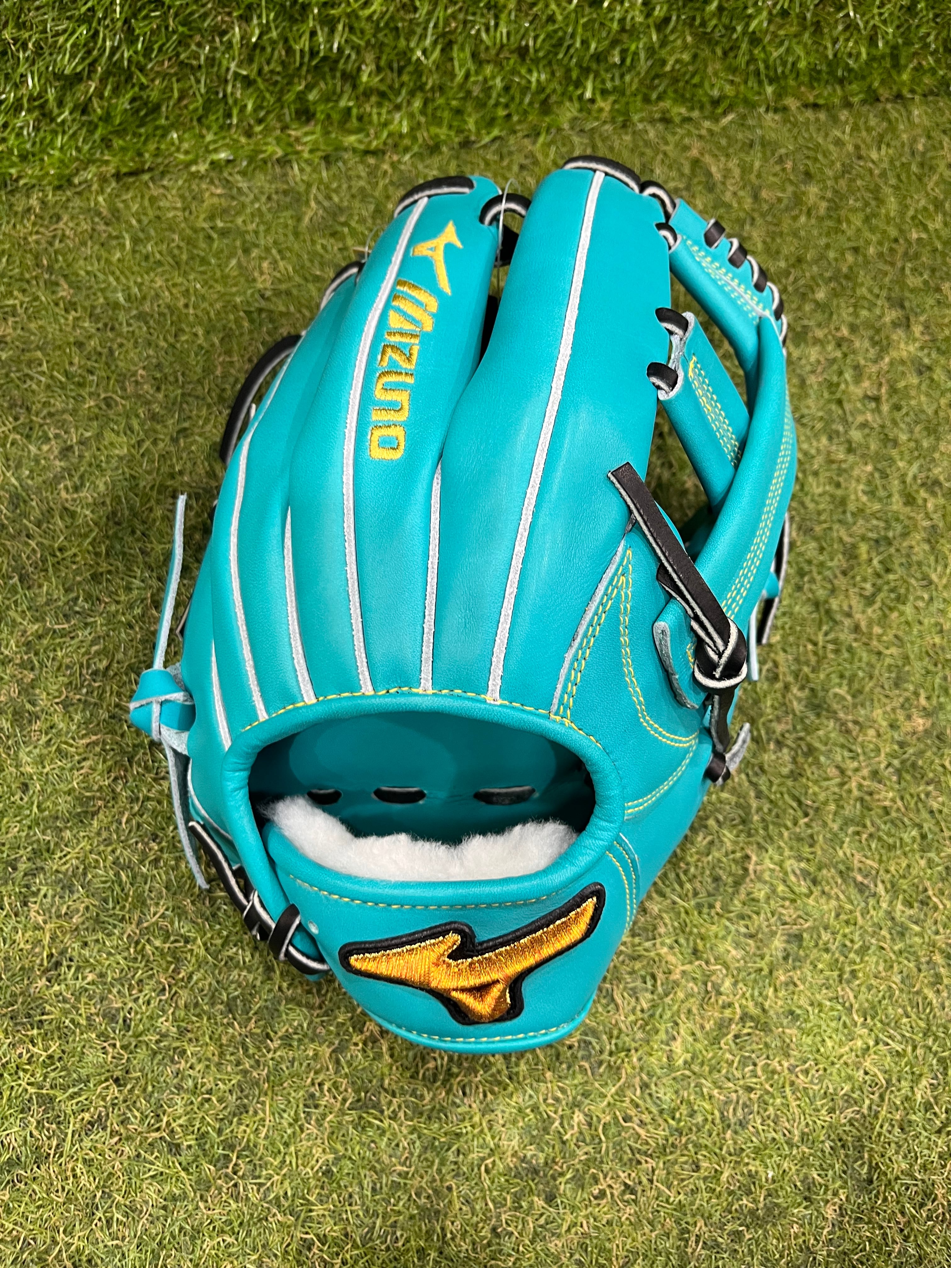 ミズノプロ軟式用 内野手用グラブ 1AJGR35113 | ミツウマスポーツ