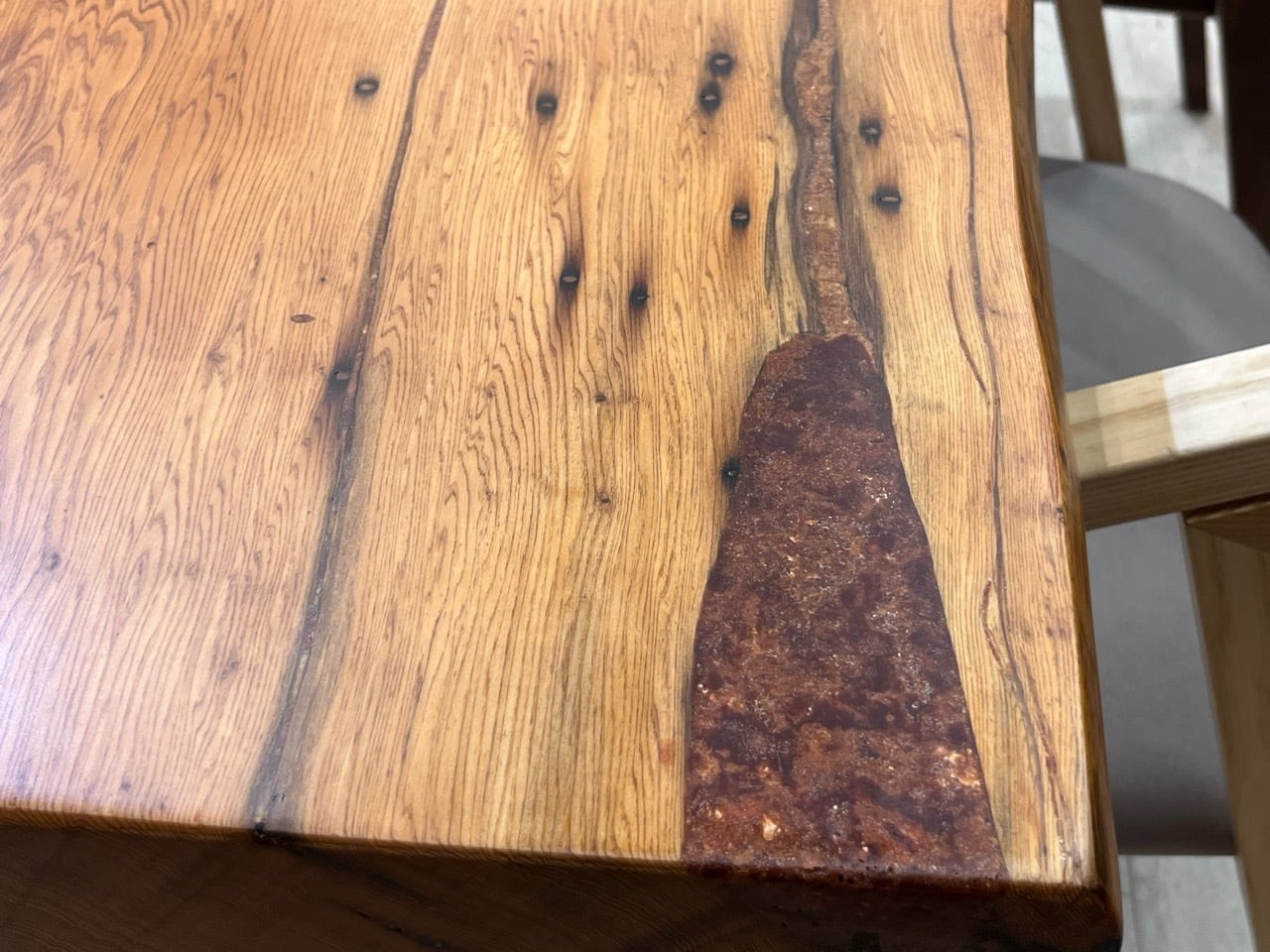 屋久杉（ヤクスギ）_1680×910-835×62_浅草本店_テーブル天板/一枚板