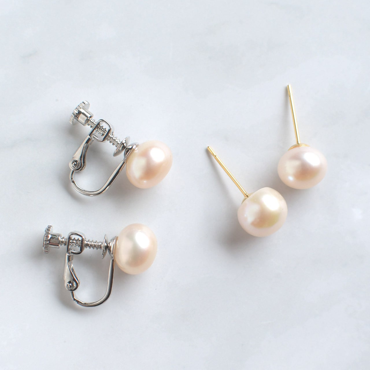 8.0-9.0mm] やさしい肌なじみ コーラル系カラー 淡水パール / ピアス