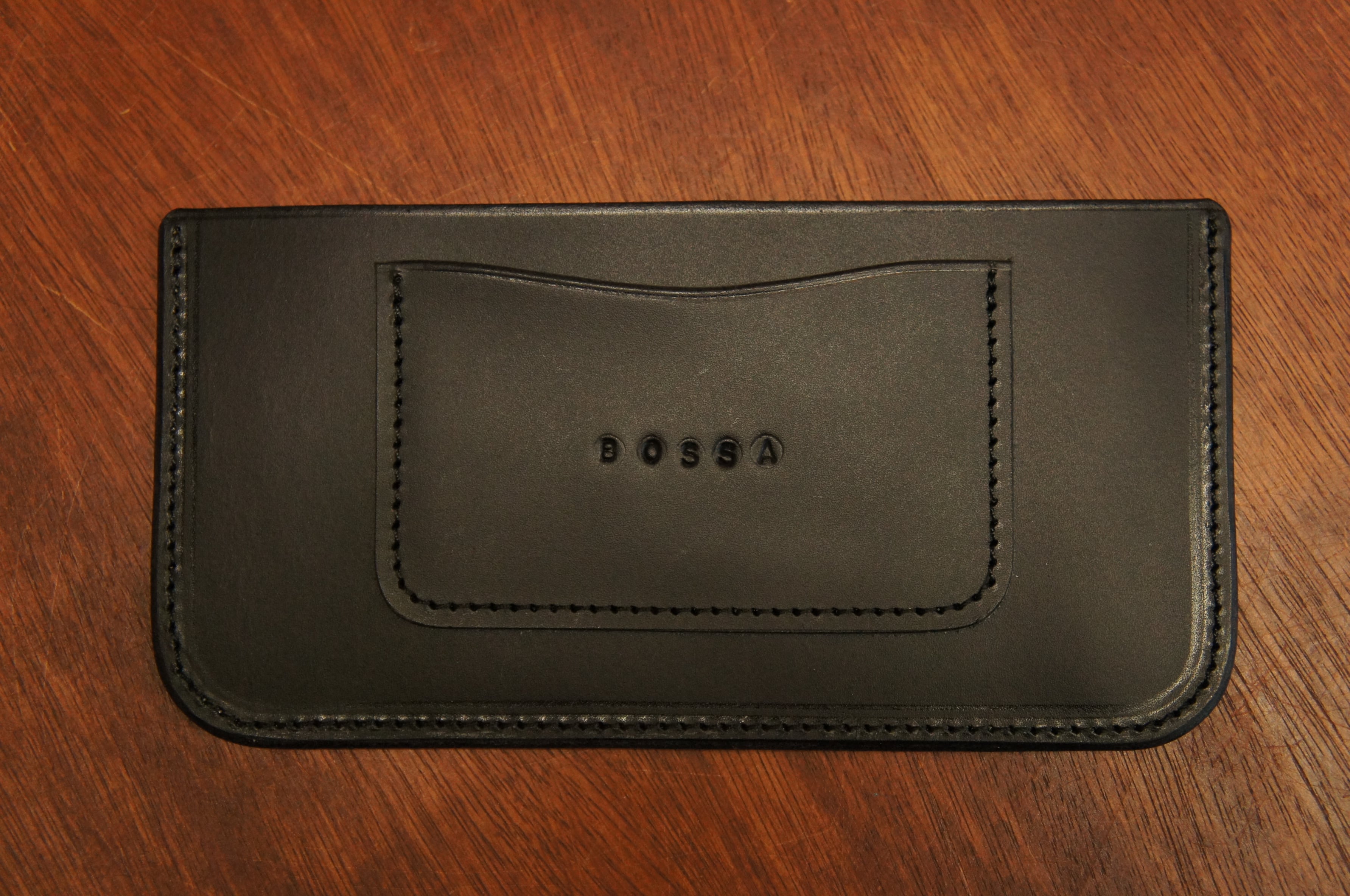 BOSSA ヌメ革製 シンプル スリムなカード入れ付き札入れ BS2 黒色