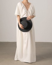 Gathered v-neck relaxed maxi one-piece  L0075