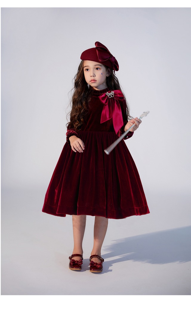 【高級感漂うキッズドレス 子供服 フォーマルドレス】レトロ ヴィンテージ 結婚式 パーティー 女の子 ミニドレス ベロア リボン 90 100 130 プリンセス 膝丈 結婚式 発表会 誕生日 送料無料