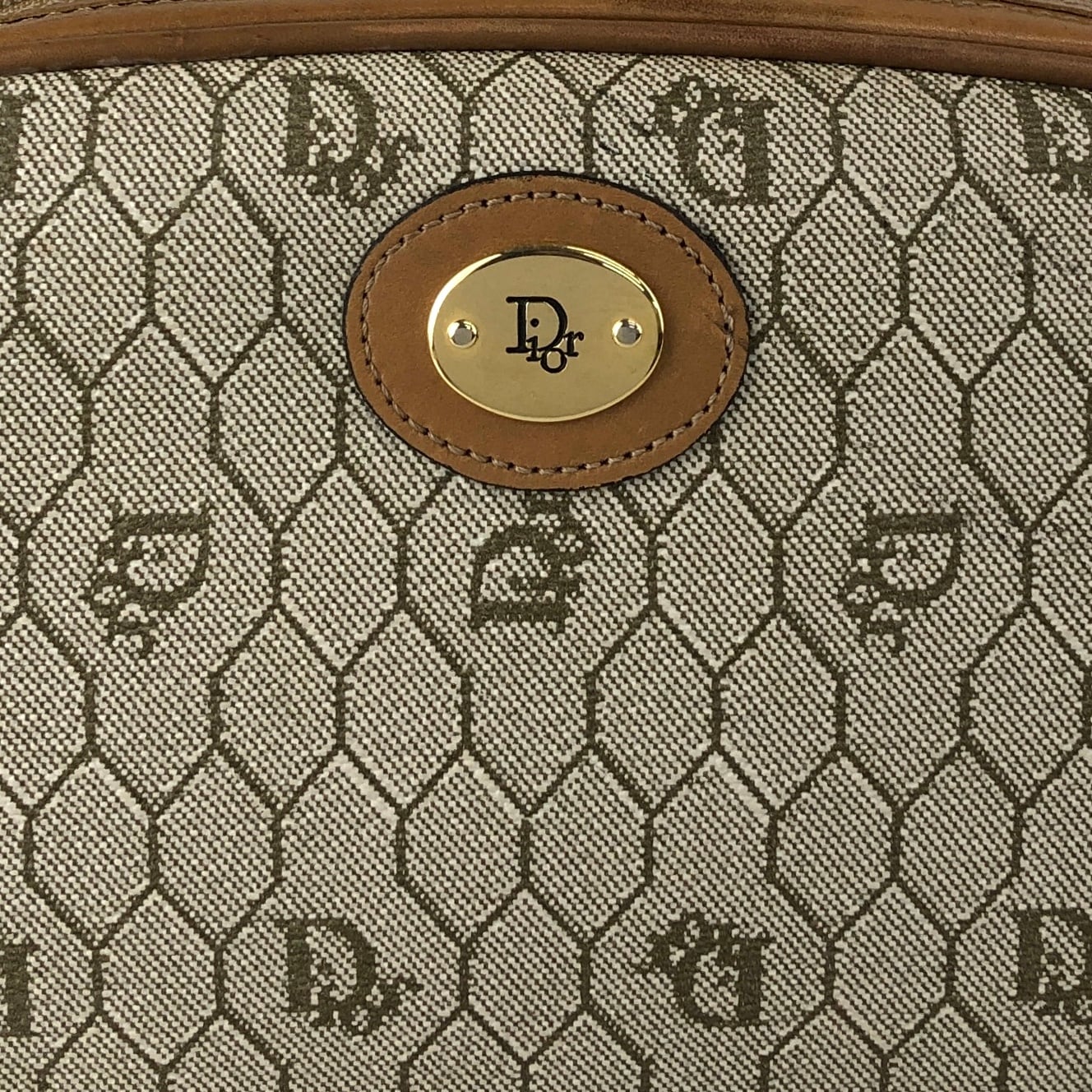 Christian Dior クリスチャン ディオール ハニカム ショルダーバッグ