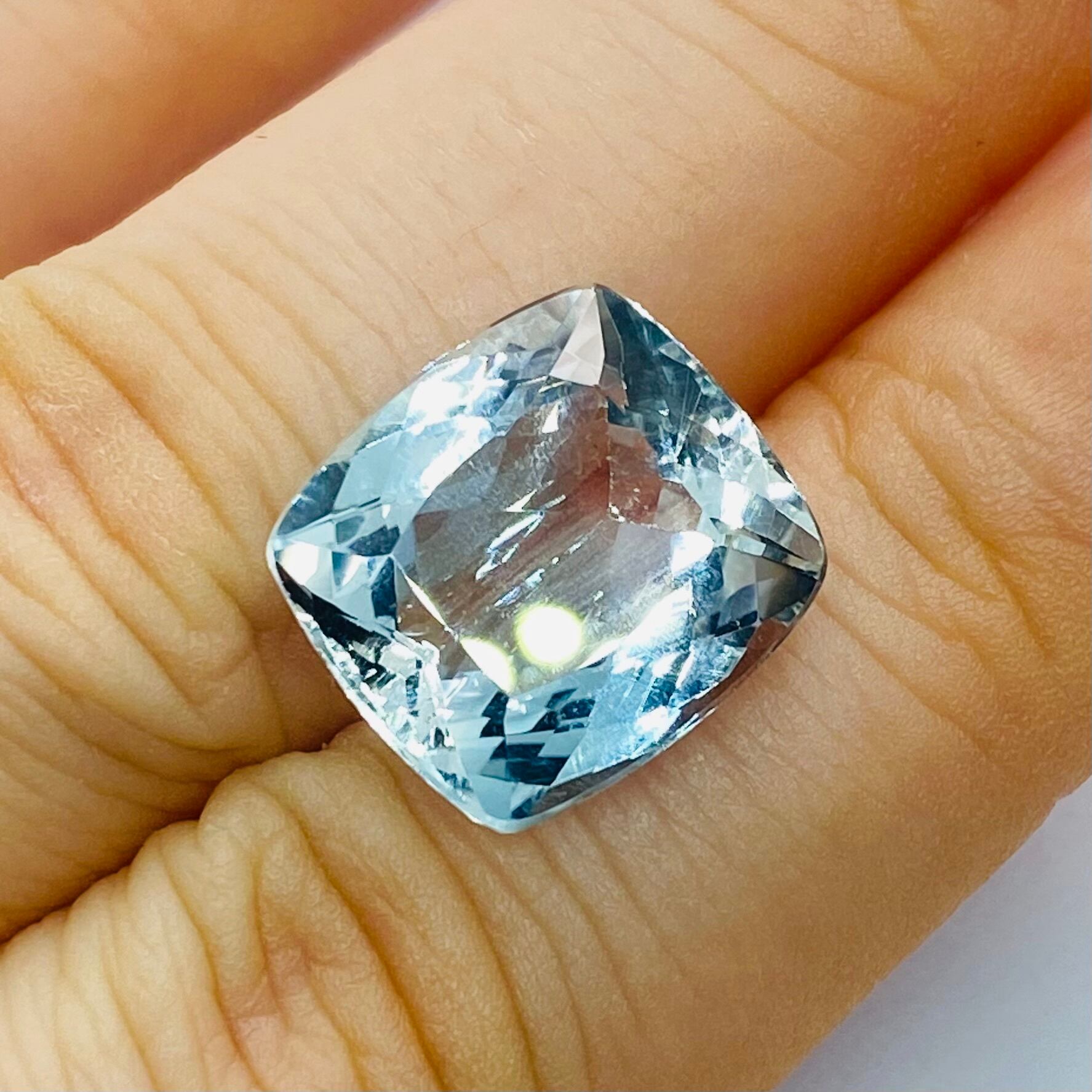 空色　ナチュラルバイカラートパーズ