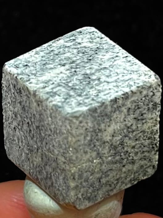 10) 世界初!強力な引き寄せ・統合「南極の石(アンタークティック・ストーン)」キューブ型