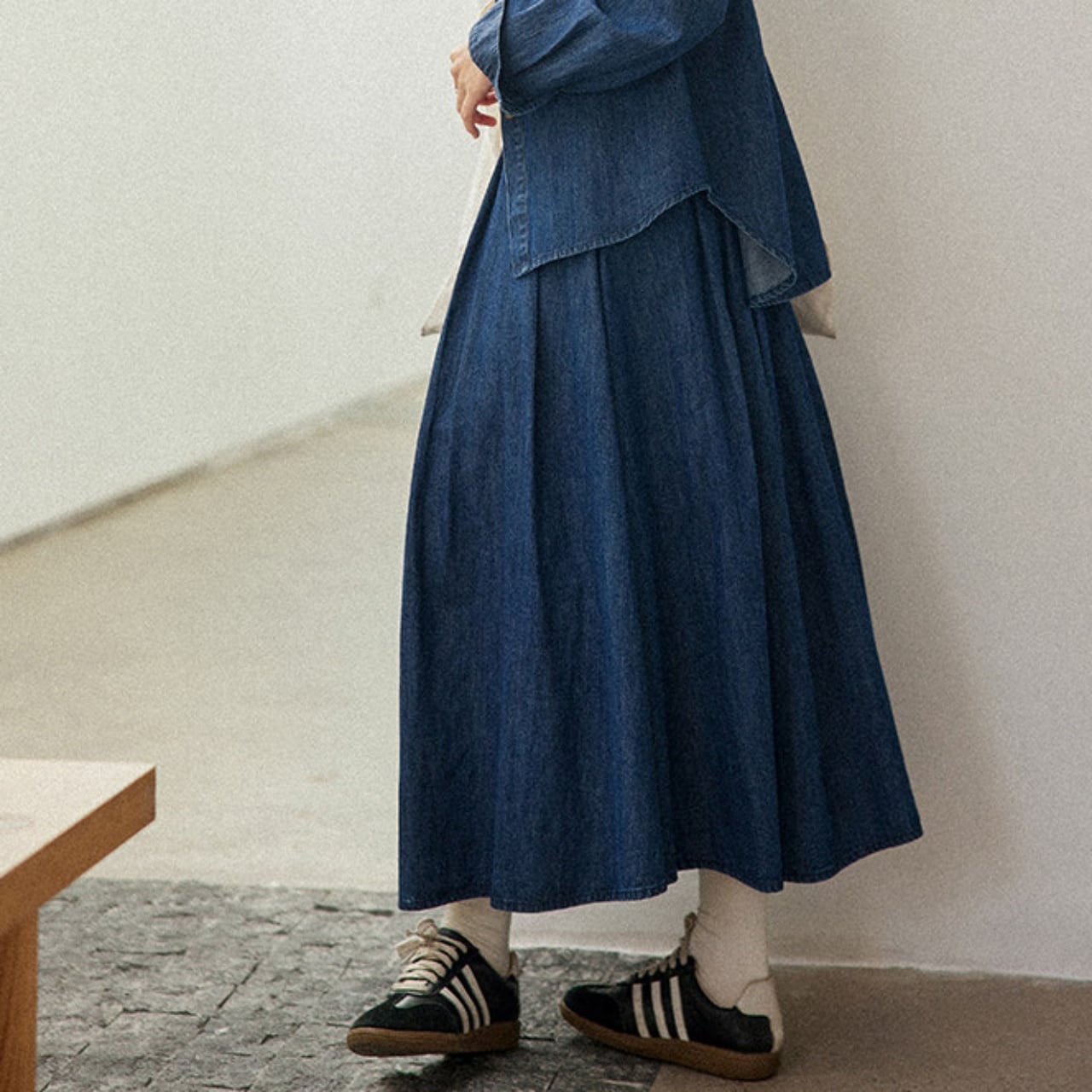 ギャザーフレアロングデニムスカート A02068