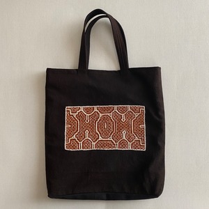 Bag 泥染め刺繍ミニバッグ　29x32cm シピボ族の泥染め刺繍　