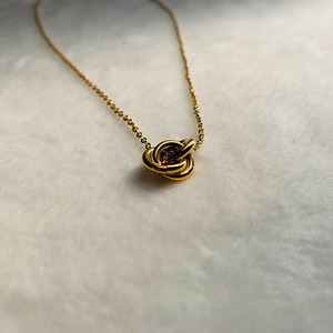 シンプルトリプルリングステンレスネックレスgd