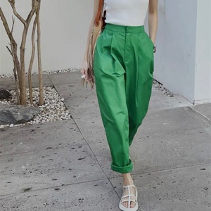 タックテーパードパンツ　A1608