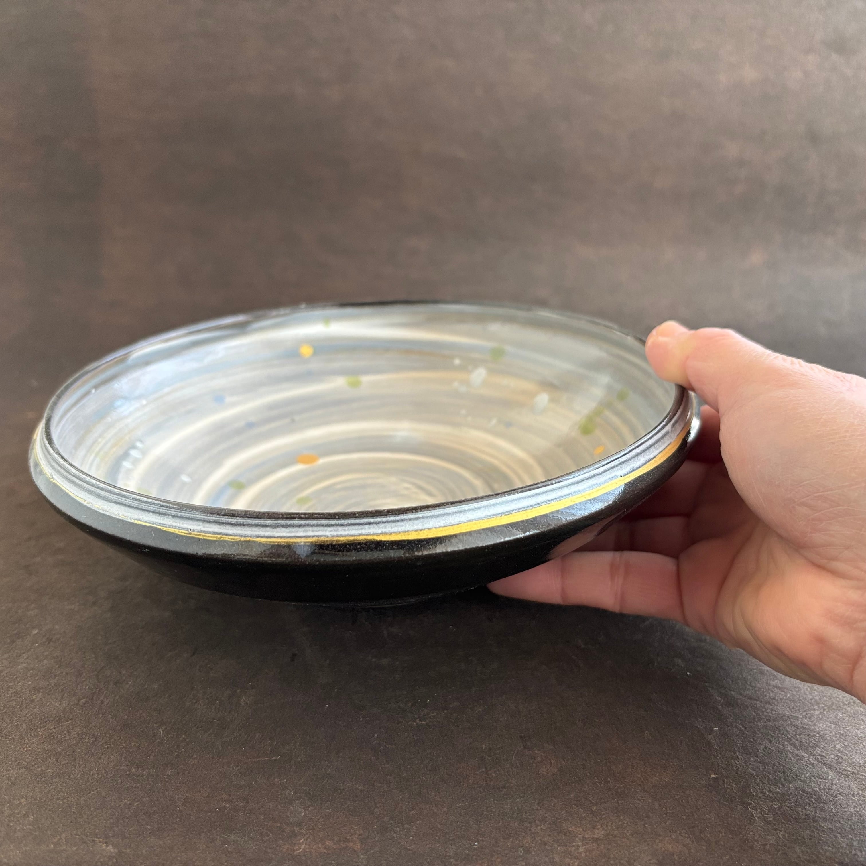 金彩空色の刷毛目 平盛鉢