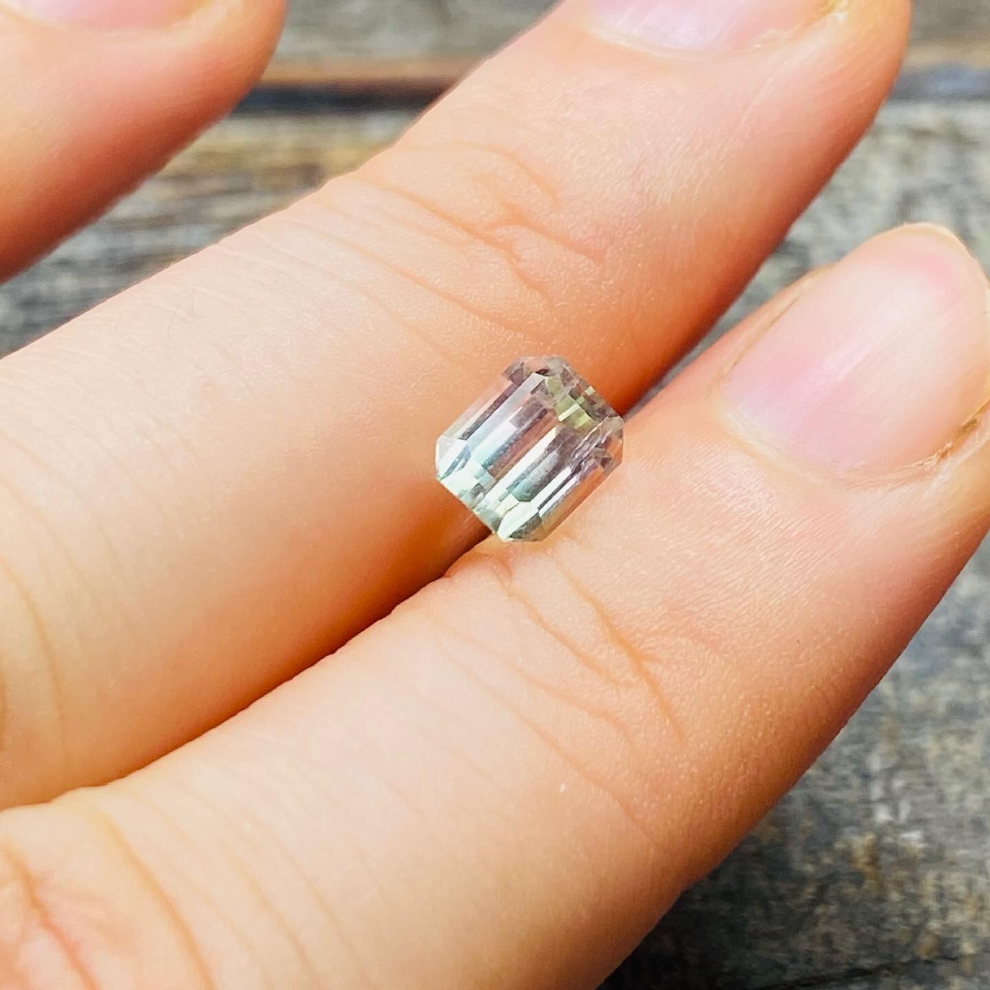 織姫彦星バイカラートルマリン