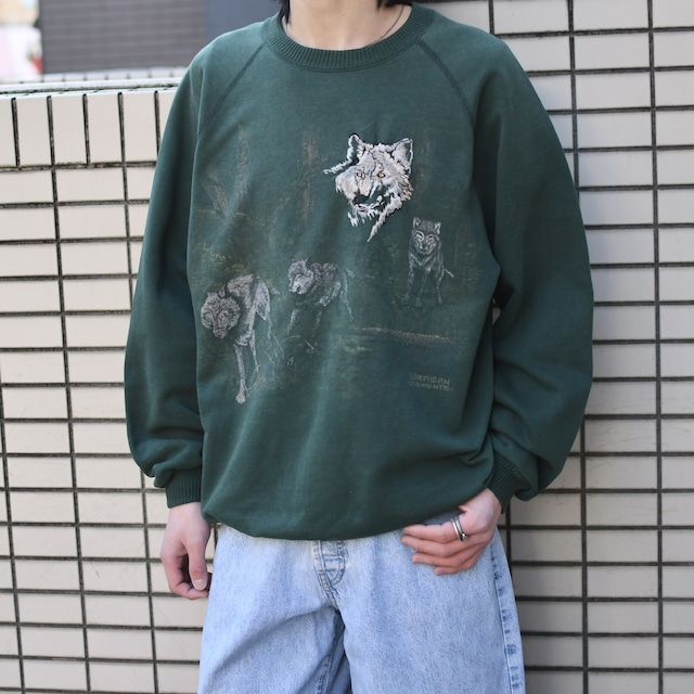 wolf embroidery x print sweat wolf embroidery x print sweat