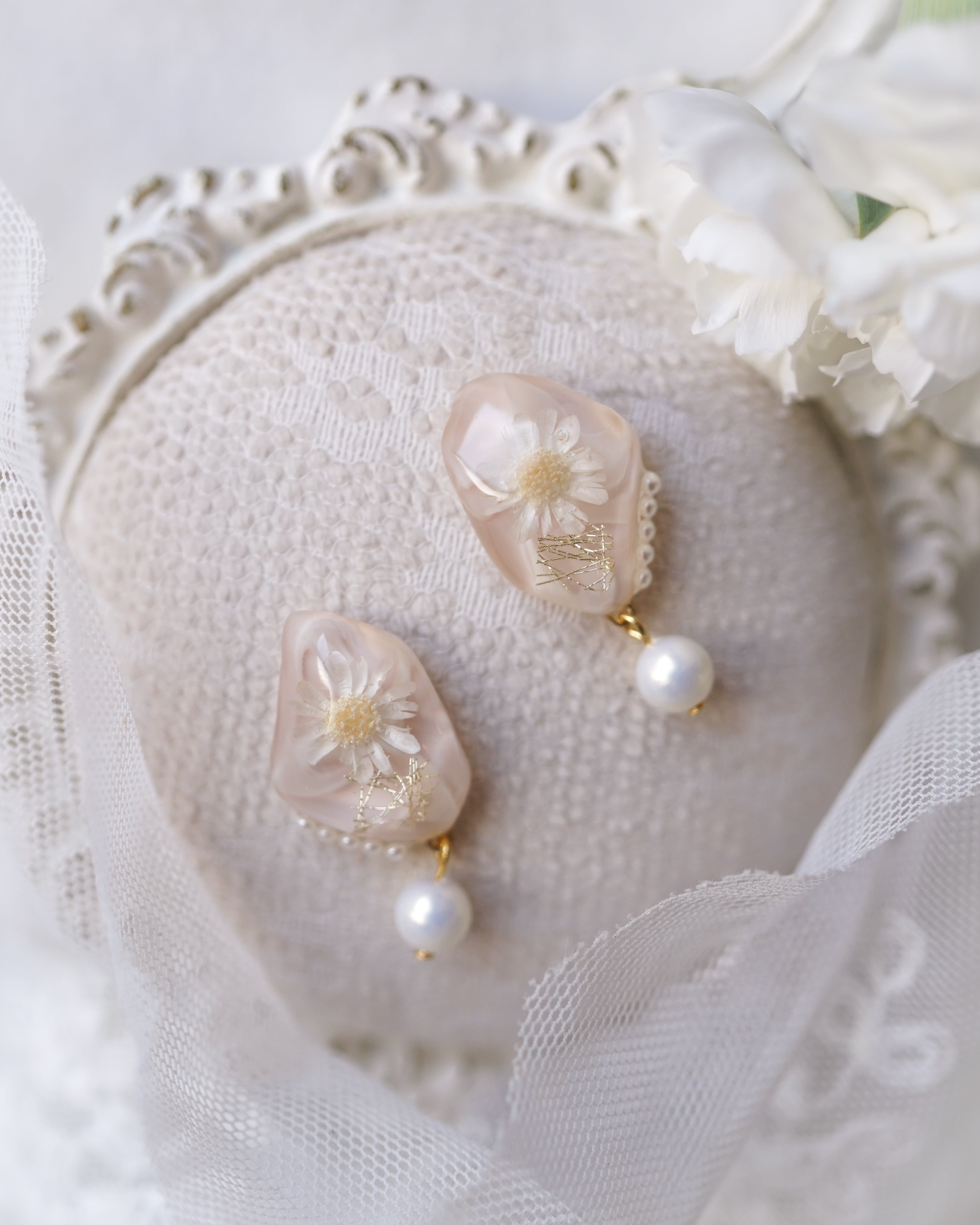 【今回限定品】『 春の訪れ 』耳飾り