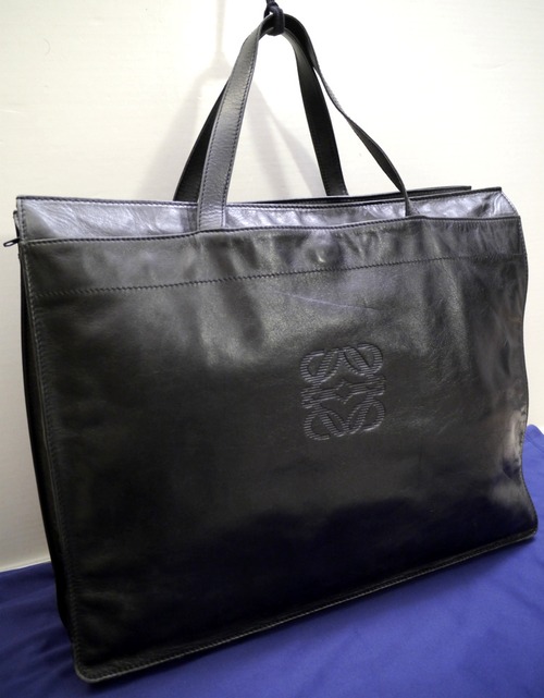 美品◆LOEWE ロエベ VIENTO ヴィエント アナグラム A4対応ビジネス可 ナッパレザー トート ハンド バッグ 黒◆ 使い勝手の良い万能モデル♪