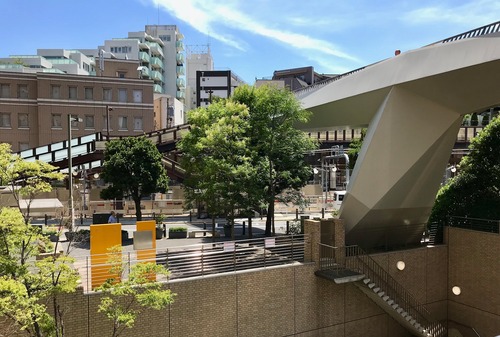 代官山アドレスから駅方面の風景 1.