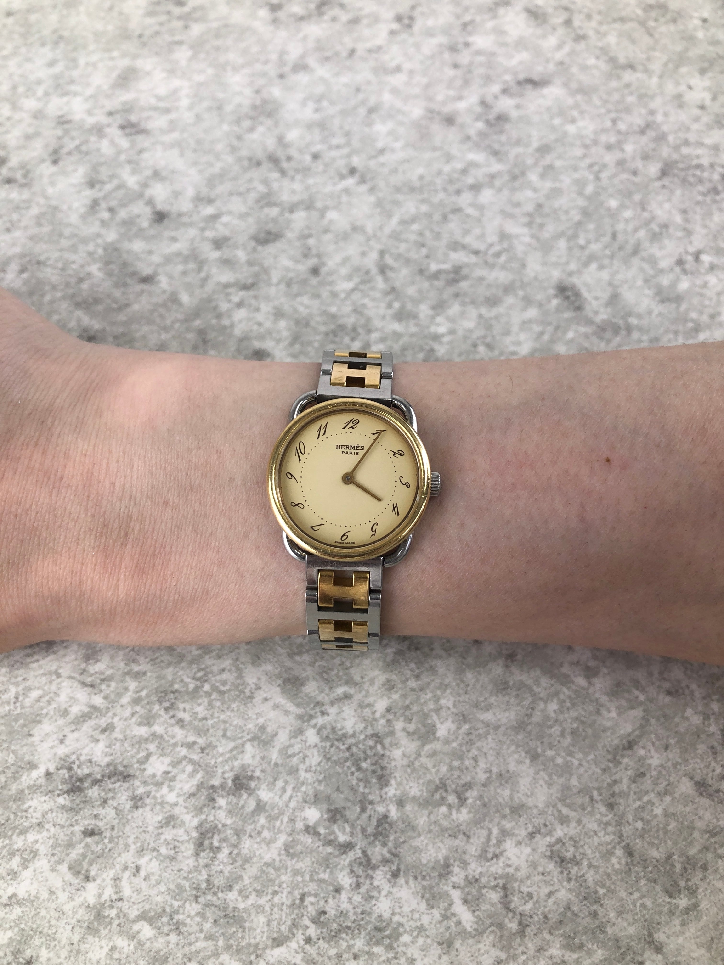 HERMES エルメス アルソー 腕時計 ゴールド シルバー ステンレス