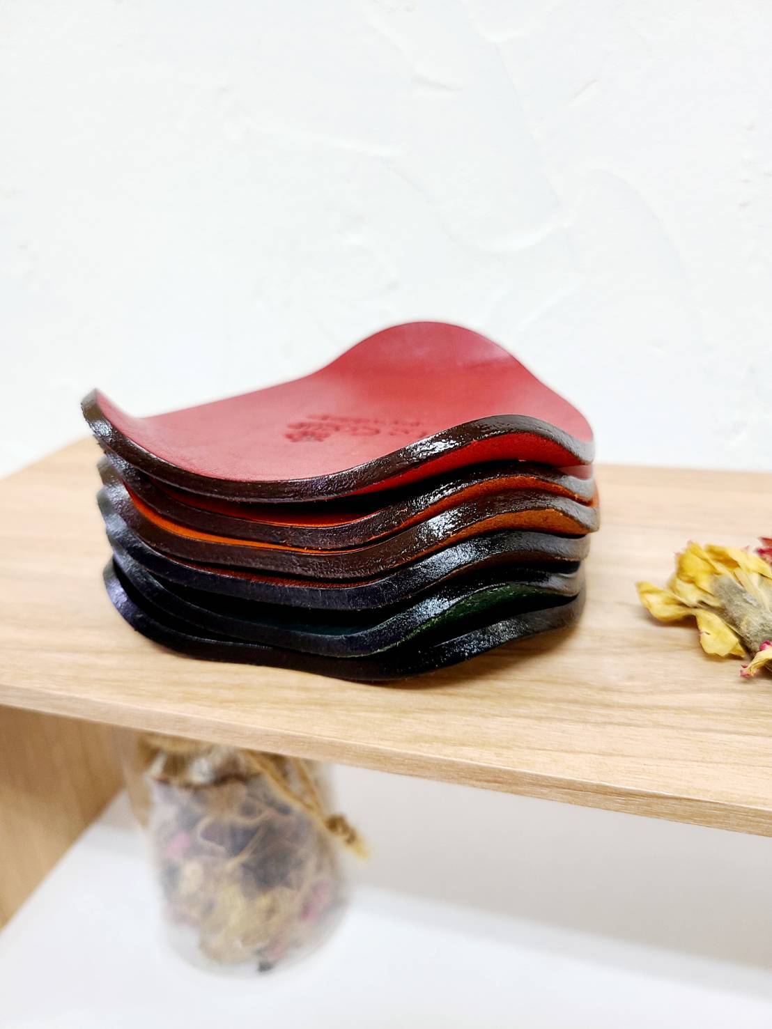 あなた専用レザーコースター（カーキ）本革 オシャレ Le Coeur