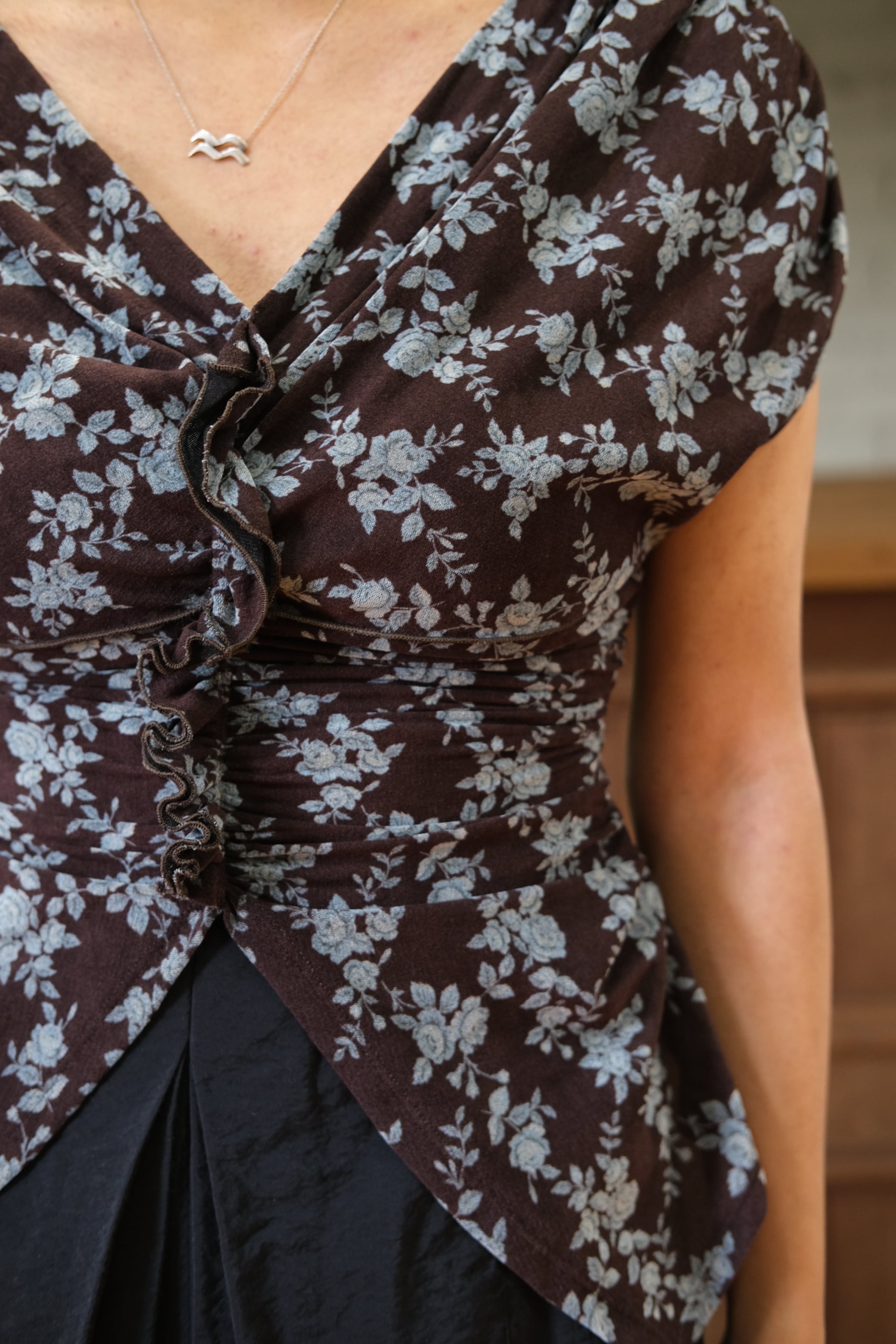 FETICO】ROSE VELVET TULLE SHIRRING TOP | loop