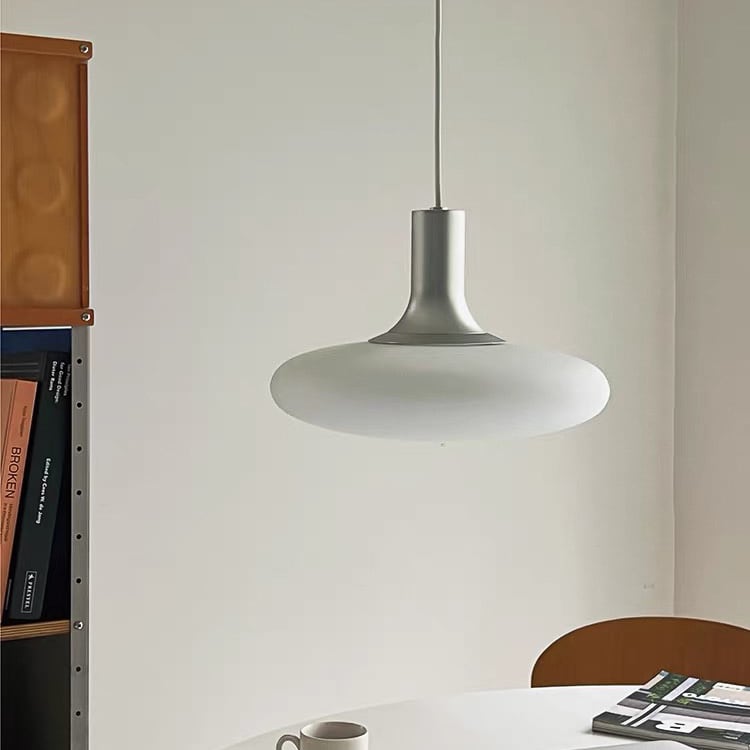 コノス ペンダントライトリプロダクト Konos Pendant Light