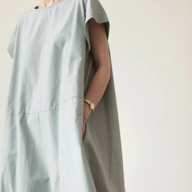 ラウンドネック　ロング  ワンピース  2color  00096
