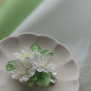はじまりの桜　髪飾り／ブローチ