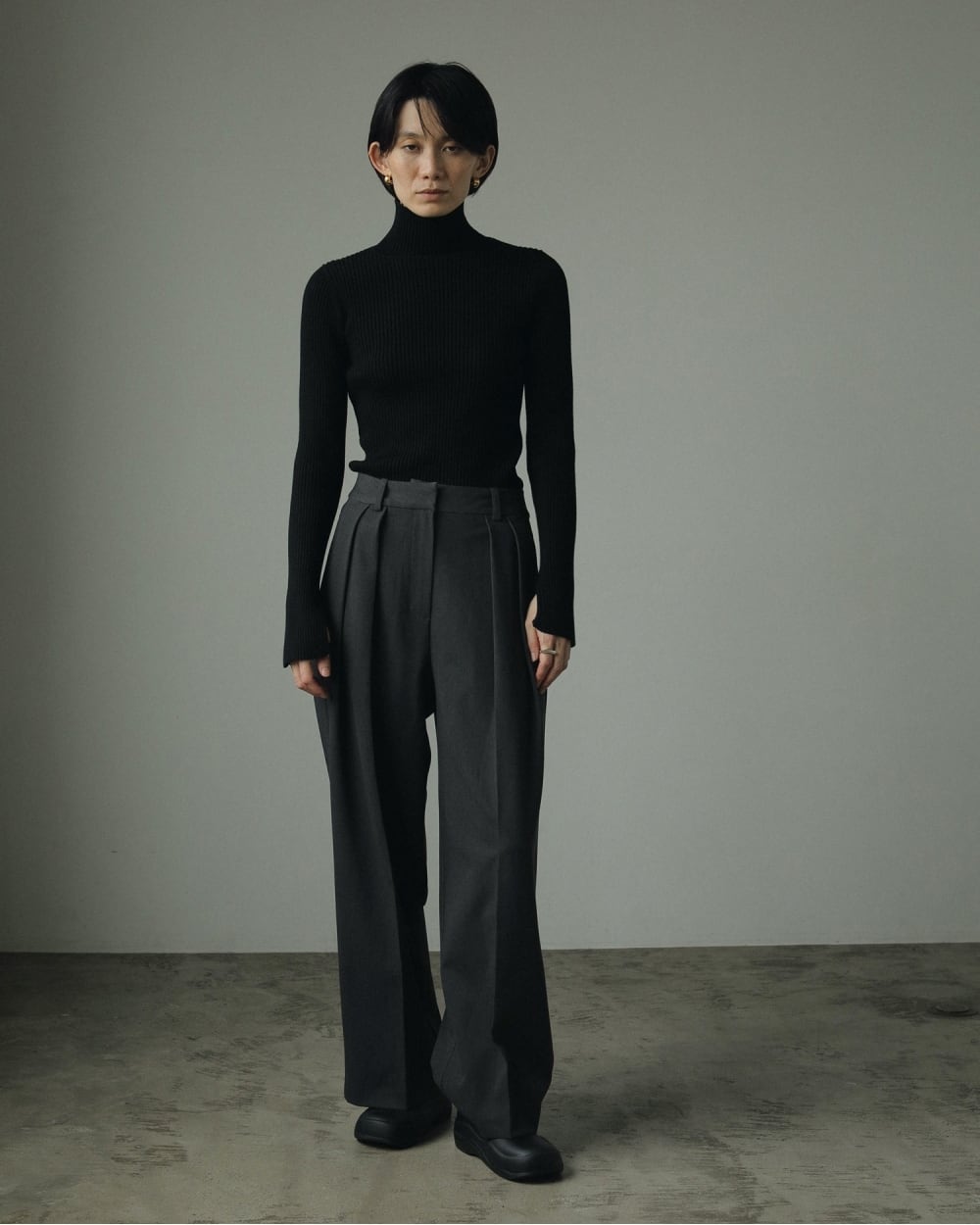 anuke 】Slit Turtle Knit | valance 福井｜レディース セレクト