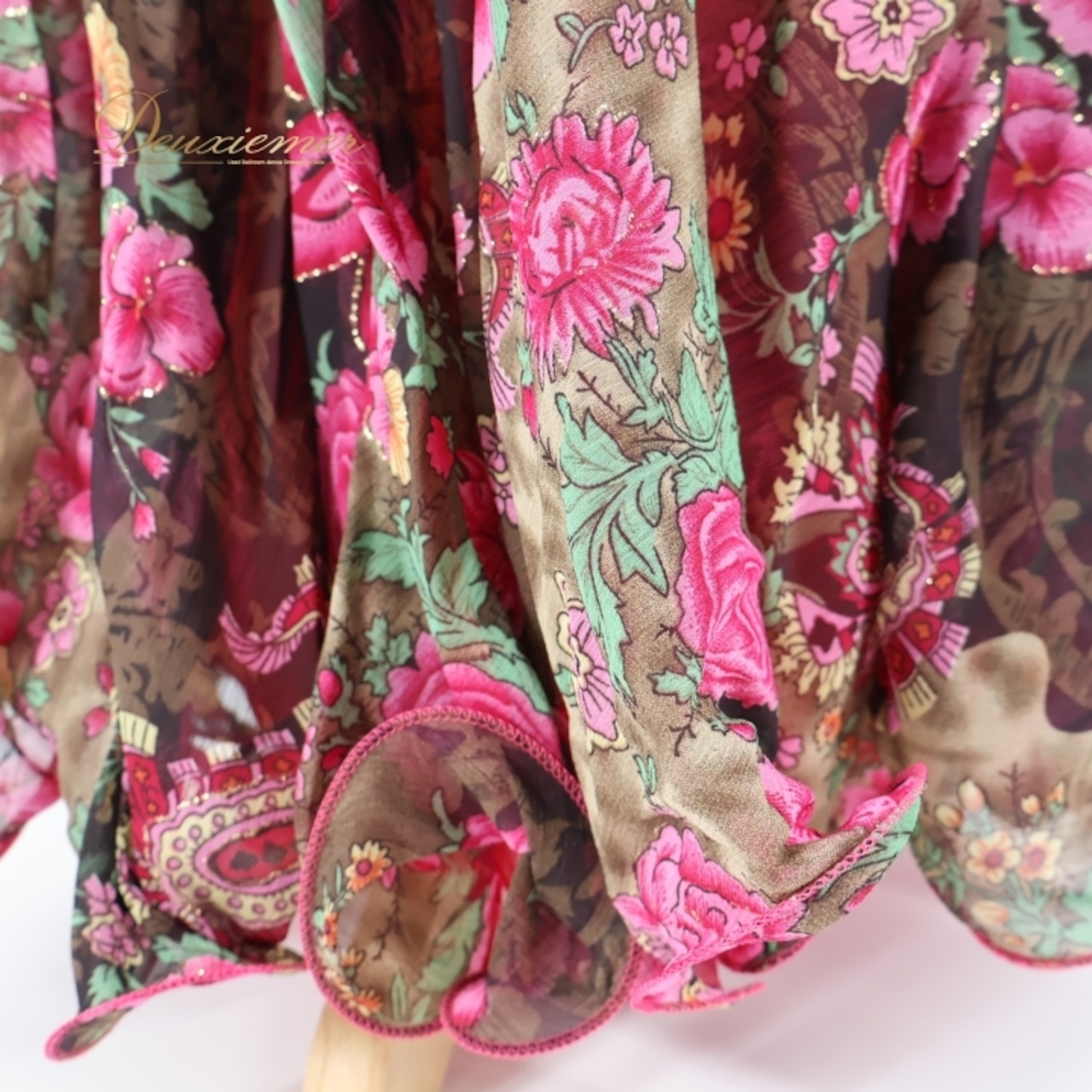 ベリーダンス オリエンタル 衣装 上下セット ブラウン系 花柄 スパンコール ビーズ ラインストーン アーム 腕飾り 茶 緑 金 華やか かわいい 鮮やか ボリューム ダンス衣装 ステージ衣装 豪華 セットアップ ピンク系 ゴールド系 オレンジ系 グリーン系