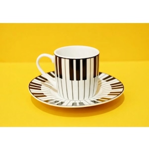 Piano ピアノ カップアンドソーサー <エスプレッソカップ> KONITZ/コーニッツ ピアノ鍵盤デザインC0pernicus(電子レンジ、食器洗浄機にも対応)