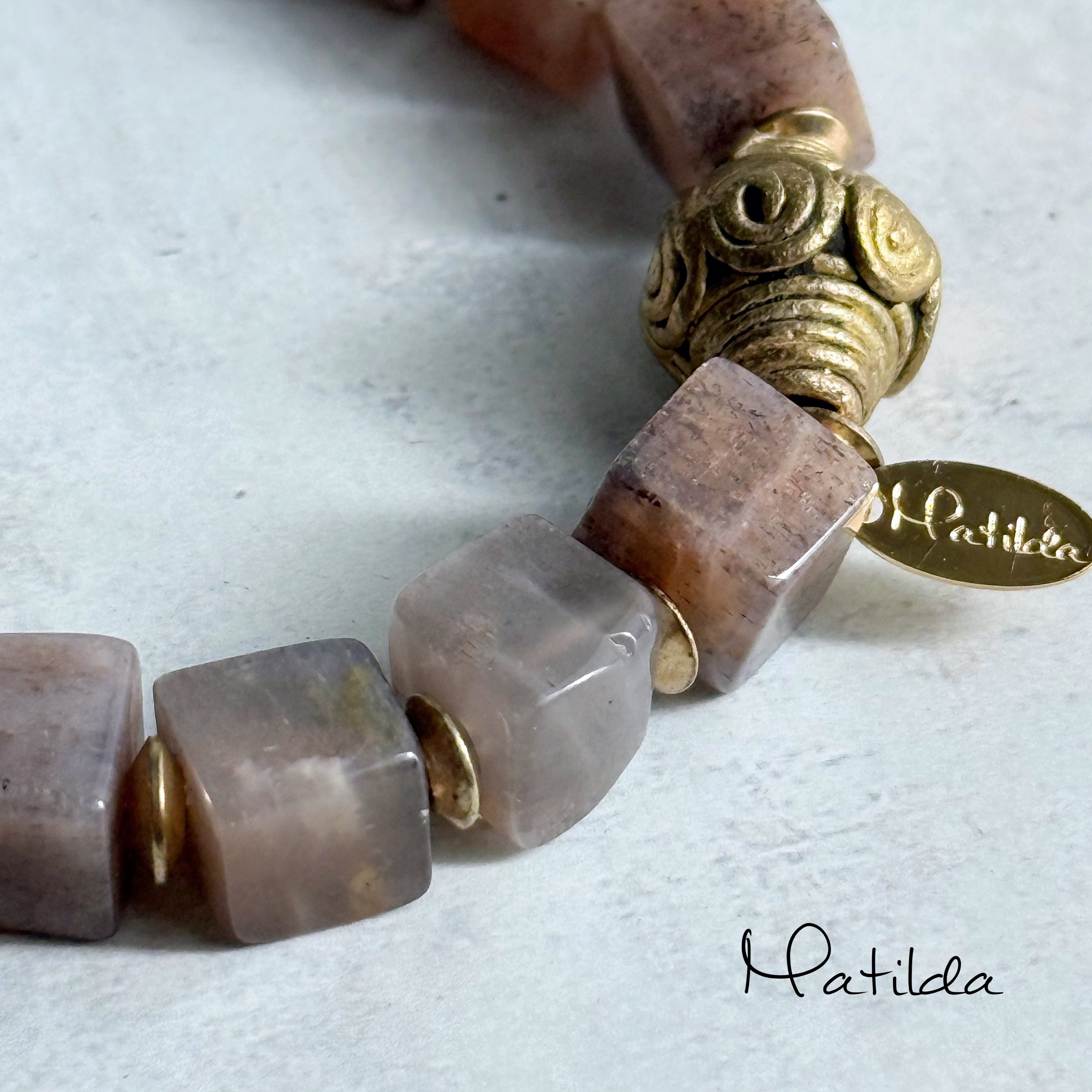 tumble bracelet(ブラックムーンストーン)
