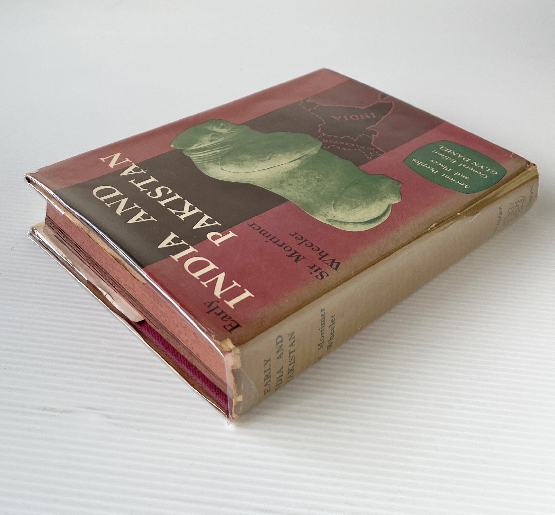 Early India and Pakistan <Ancient Peoples and Places> / Sir Mortimer Wheeler / Thames and Hudson